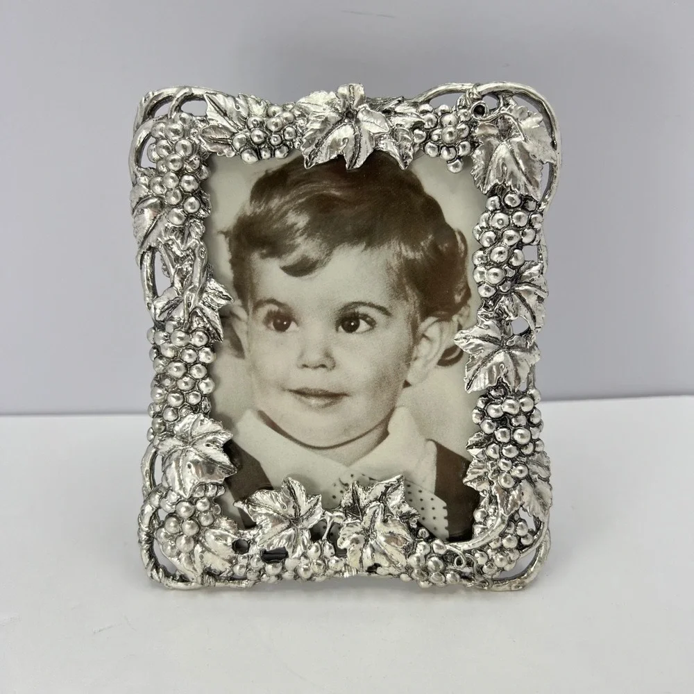 Arthur Court Grapevine Photo Frame 3.5x5 Sand Cast Aluminum Leaves 90s Vintage